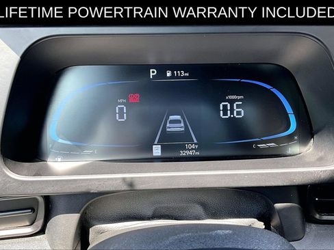 Used 2025 Hyundai Elantra Sport FWD image 27