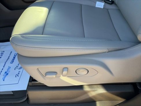 New 2026 GMC Sierra 2500 SLT w/ SLT Premium Package image 18