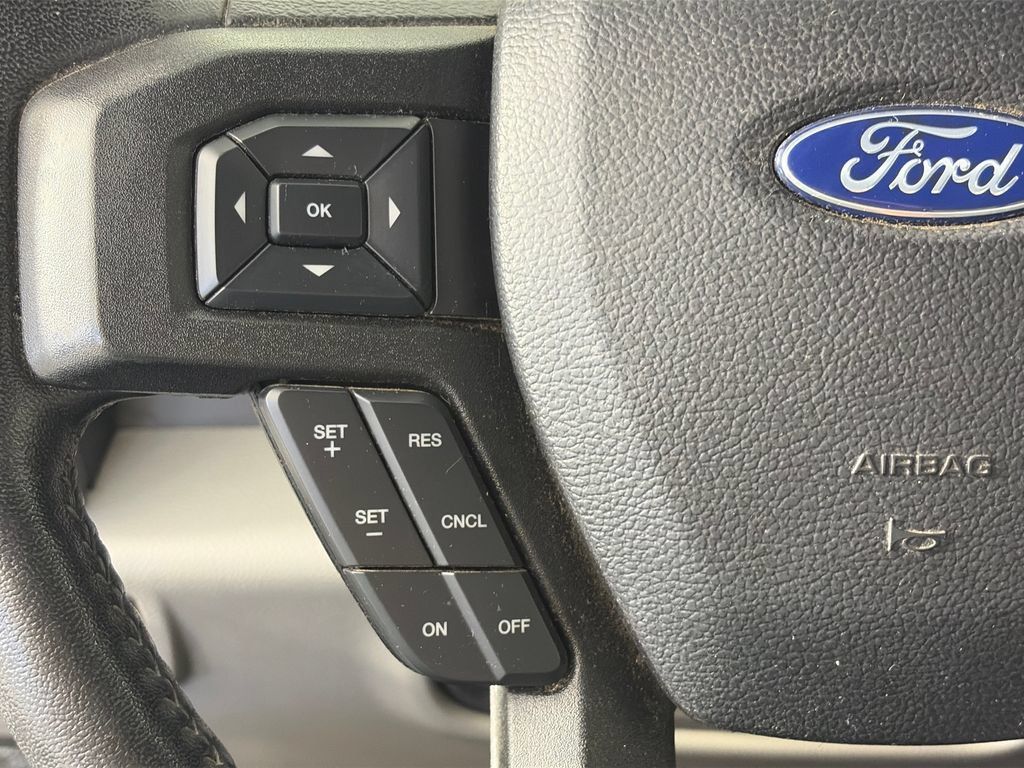 Used 2018 Ford F150 XLT w/ Equipment Group 302A Luxury AWD/4WD image 17