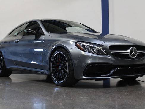 Used 2017 Mercedes-Benz C 63 AMG S image 3