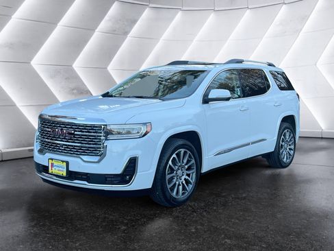 Used 2023 GMC Acadia Denali w/ Denali Ultimate Package AWD/4WD image 2