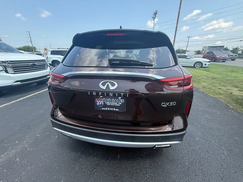 Used 2020 INFINITI QX50 Luxe w/ Navigation Package FWD image 4