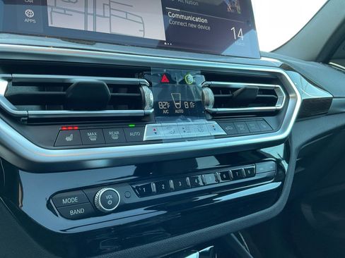 Used 2024 BMW X3 xDrive30i w/ Premium Package image 18