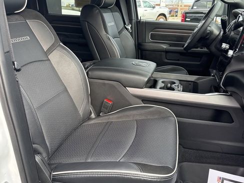 Used 2025 RAM 2500 Laramie image 17