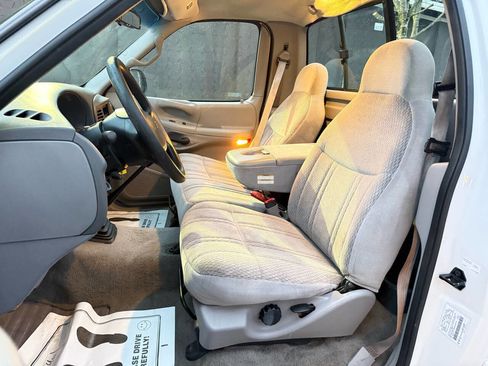 Used 1998 Ford F150 XL RWD image 9