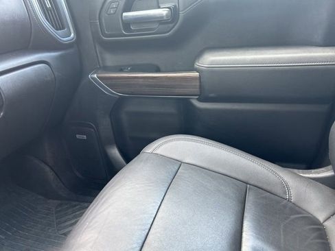 Used 2021 Chevrolet Silverado 1500 LT Trail Boss w/ Convenience Package II AWD/4WD image 25