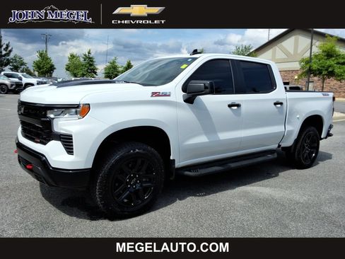 Certified 2025 Chevrolet Silverado 1500 LT Trail Boss w/ Convenience Package II AWD/4WD image 1