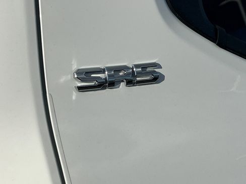 Used 2025 Toyota Tacoma SR5 image 31