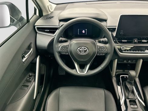 Certified 2025 Toyota Corolla Cross XLE w/ Convenience Package AWD/4WD image 10