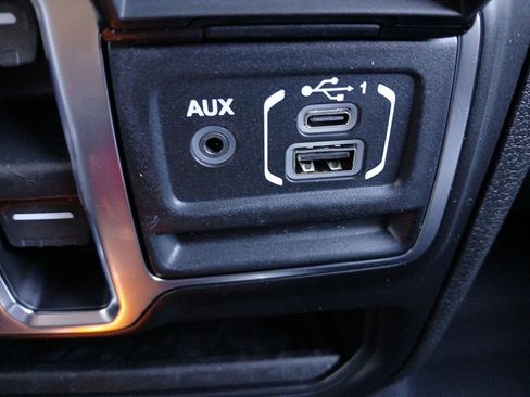 New 2026 Jeep Wrangler Unlimited Sahara AWD/4WD image 6