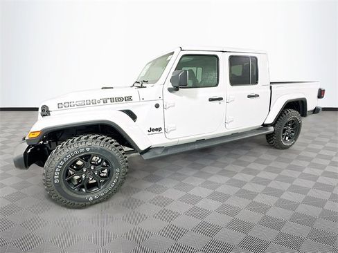 New 2025 Jeep Gladiator Sport image 23