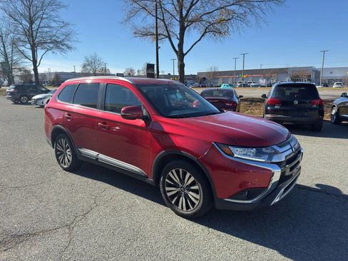 Used 2019 Mitsubishi Outlander SEL image 5