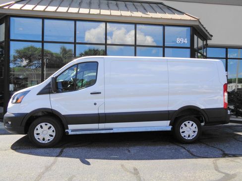 Used 2025 Ford Transit 250 Low Roof w/ Exterior Upgrade Package RWD image 7