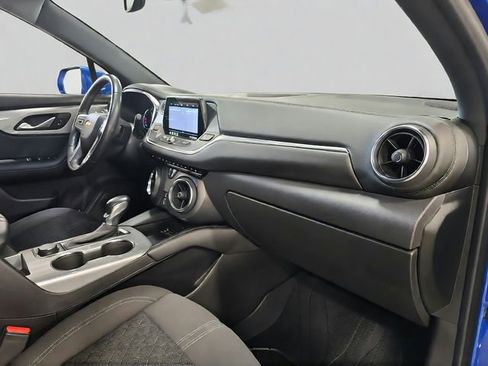 Used 2019 Chevrolet Blazer LT FWD image 23