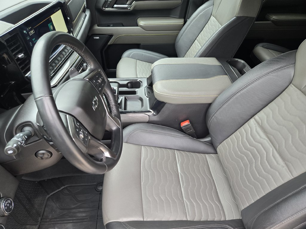 Used 2024 Chevrolet Silverado 1500 ZR2 w/ Technology Package AWD/4WD image 21