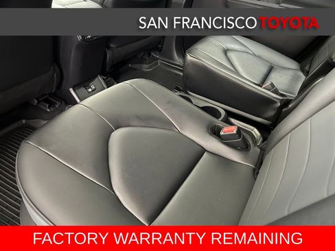 Certified 2025 Toyota Highlander XLE image 16