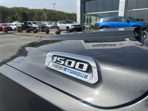 Used 2021 RAM 1500 Big Horn AWD/4WD image 12