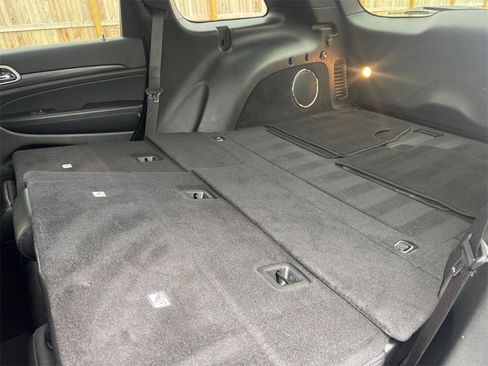 Used 2020 Jeep Grand Cherokee Altitude image 18