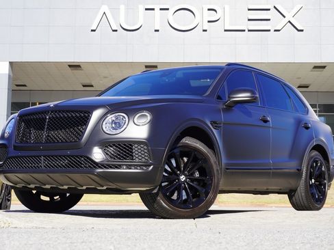 Used 2019 Bentley Bentayga image 34