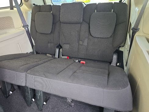 Used 2017 Dodge Grand Caravan SE w/ Power Window Group FWD image 20