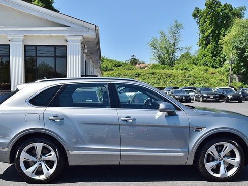 Used 2019 Bentley Bentayga image 12