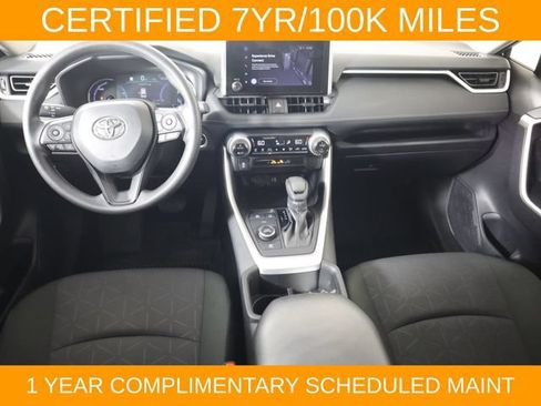 Used 2024 Toyota RAV4 XLE AWD/4WD image 38