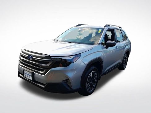 Used 2026 Subaru Forester Premium AWD/4WD image 3