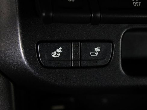 Used 2017 Chevrolet Colorado Z71 image 23