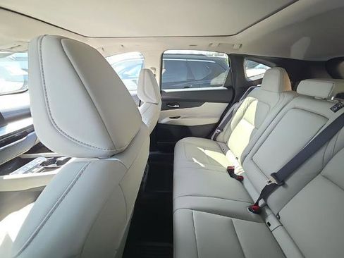 Certified 2025 Nissan Murano SL AWD/4WD image 6