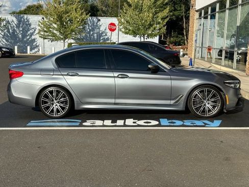 Used 2018 BMW M550i xDrive AWD/4WD image 17