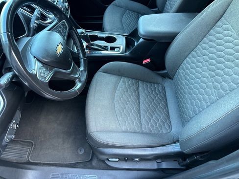 Used 2018 Chevrolet Equinox LT w/ Sun & Infotainment Package image 14