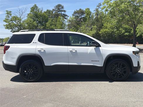 Used 2023 GMC Acadia SLE w/ Driver Convenience Package FWD image 30