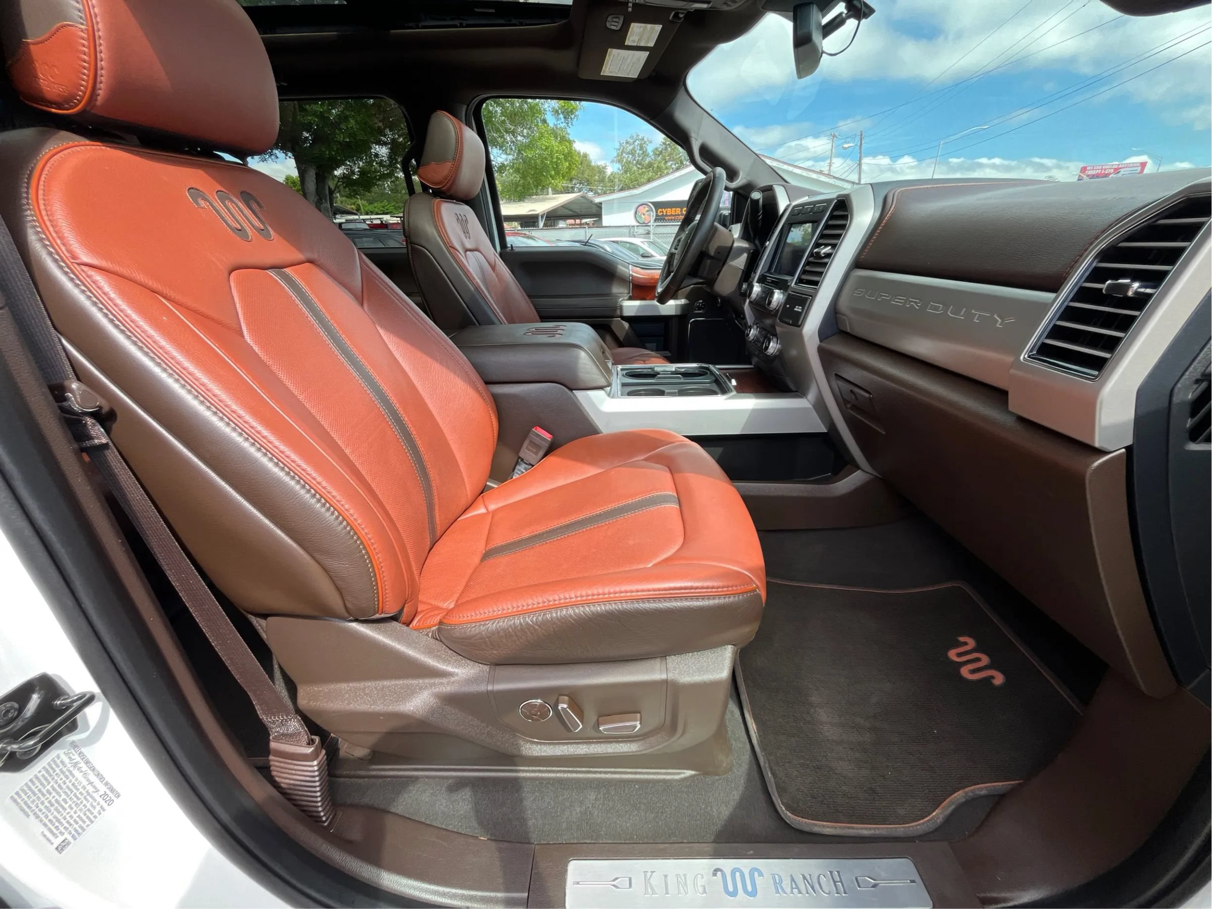 Used 2021 Ford F350 King Ranch w/ King Ranch Ultimate Package AWD/4WD image 22