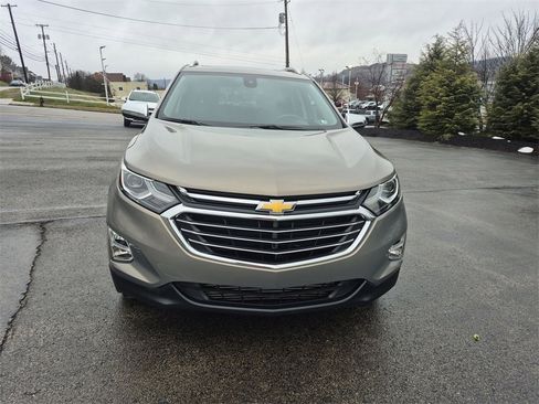 Used 2018 Chevrolet Equinox Premier image 10