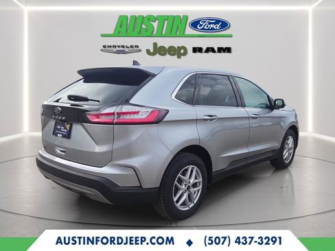 Certified 2024 Ford Edge SEL image 9