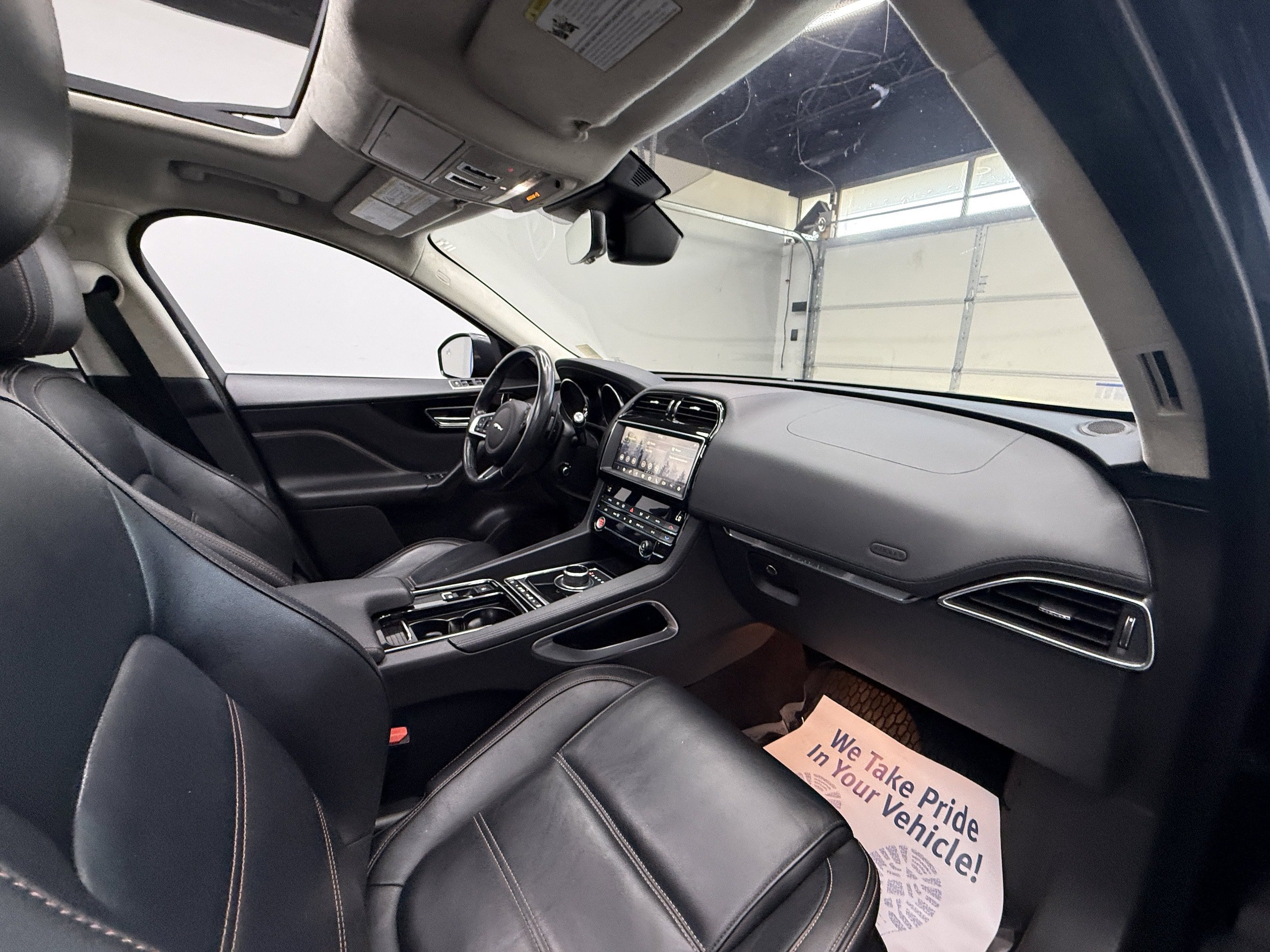 Used 2020 Jaguar F-PACE Prestige AWD/4WD image 26
