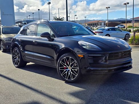 Used 2024 Porsche Macan S image 1