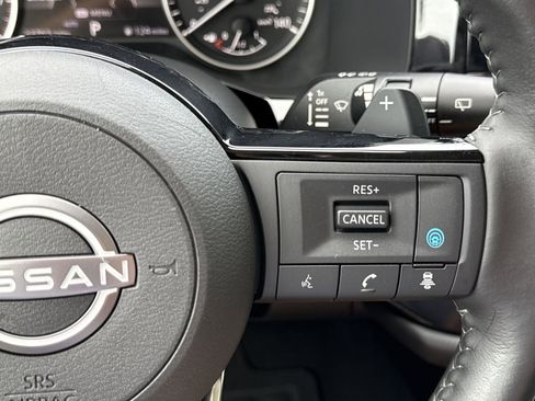 Used 2023 Nissan Pathfinder SL w/ SL Premium Package AWD/4WD image 22
