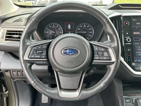 Used 2023 Subaru Ascent Touring AWD/4WD image 12