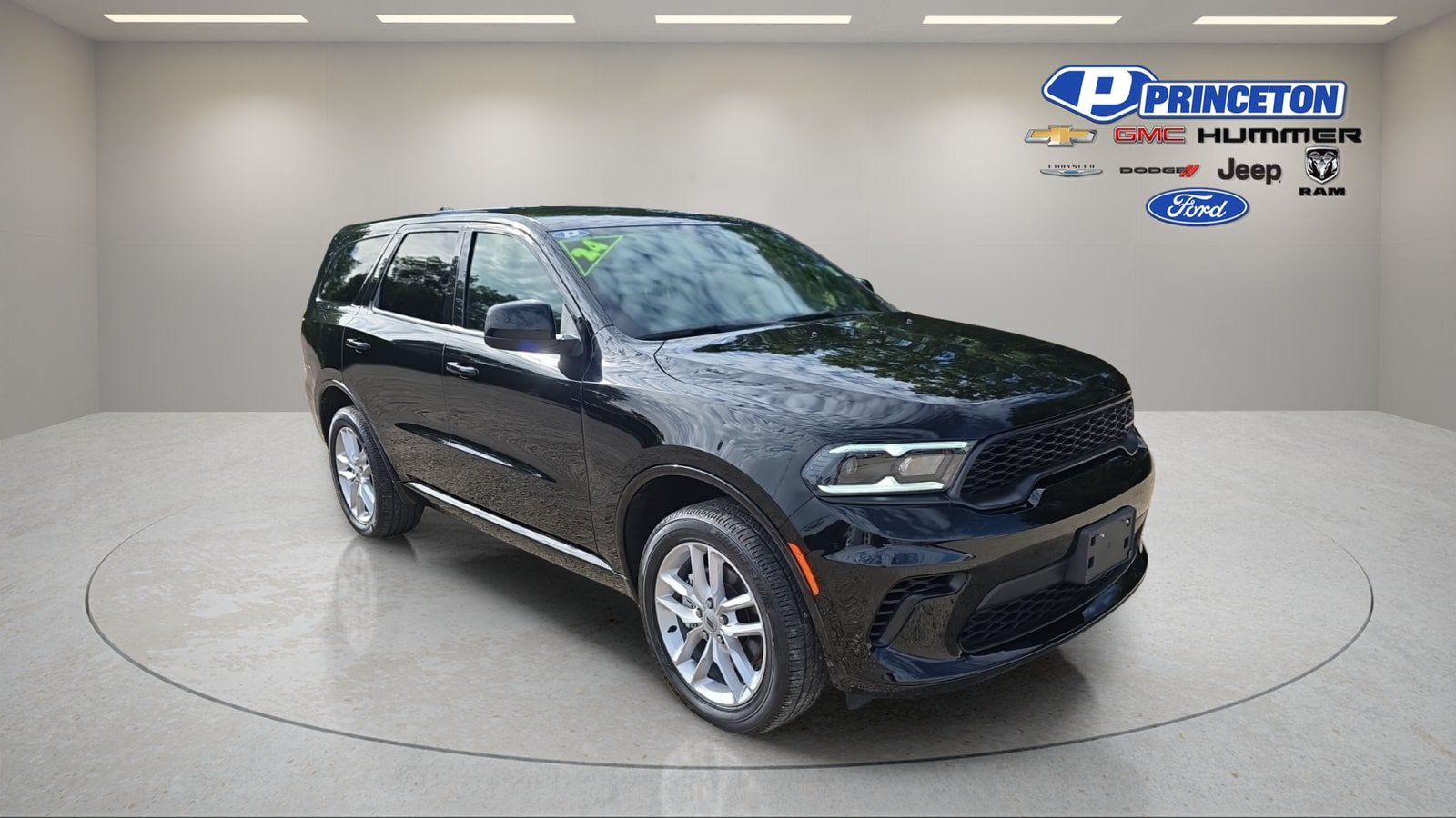 Used 2024 Dodge Durango GT AWD/4WD image 1