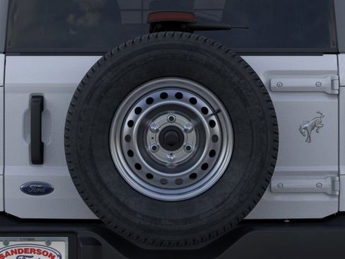 New 2025 Ford Bronco 4-Door image 24
