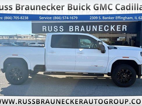 Used 2025 GMC Sierra 2500 AT4 image 1