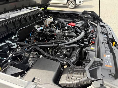 Used 2025 Ford Bronco Badlands AWD/4WD image 39