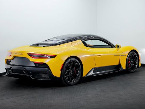 Used 2022 Maserati MC20 Coupe image 12