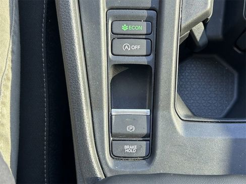 Used 2025 Honda Accord SE image 25