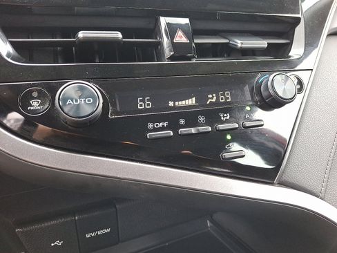 Certified 2022 Toyota Camry LE image 16