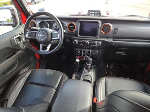 Used 2023 Jeep Gladiator Mojave w/ Cold Weather Group AWD/4WD image 23