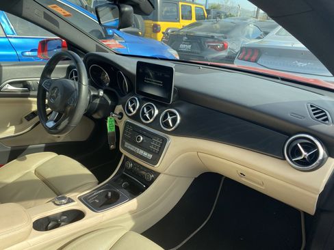 Used 2018 Mercedes-Benz CLA 250 4MATIC image 17