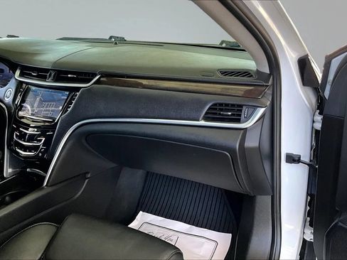 Used 2016 Cadillac XTS Luxury w/ Driver Awareness Package FWD image 23