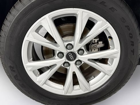 Used 2024 Audi Q3 2.0T Premium AWD/4WD image 31